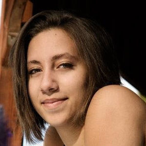 Meet your Posher, Maja